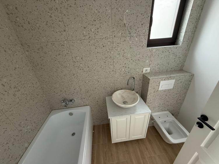 Casă individuală cu 3 camere cu Teren 270 Mp în Clinceni