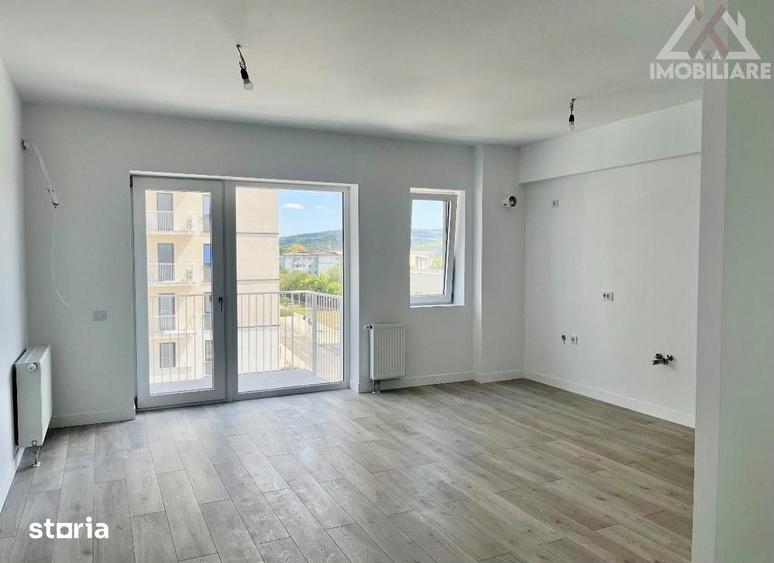 Apartament cu 3 camere în Baza 3