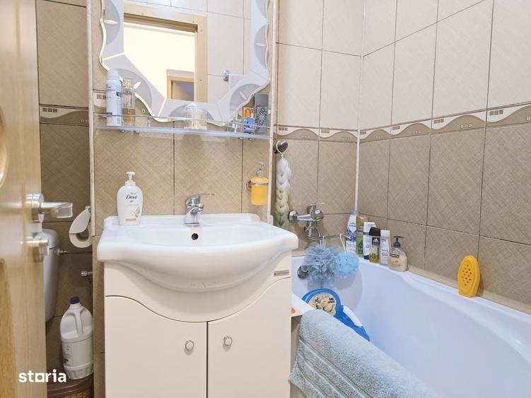 Garsonieră decomandată în Sud