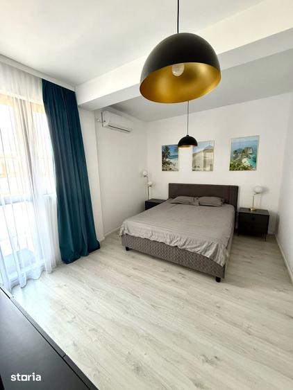 Apartament cu 3 camere în Apărătorii Patriei