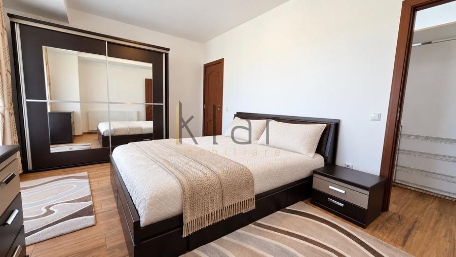 Apartament cu 3 camere semidecomandat, mobilat în Gheorgheni