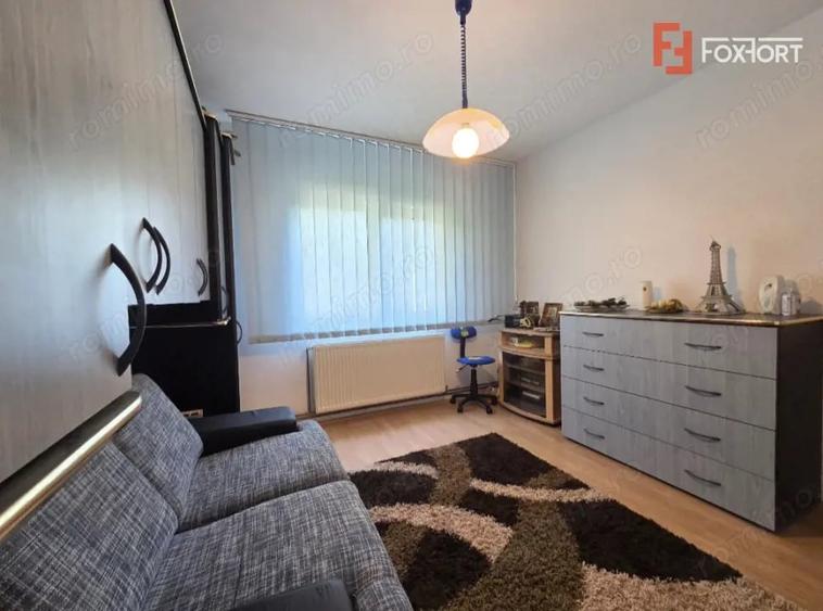 Apartament cu 2 camere decomandat în Micălaca