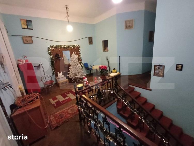 Casă cu 6 camere cu Teren 600 Mp în Central