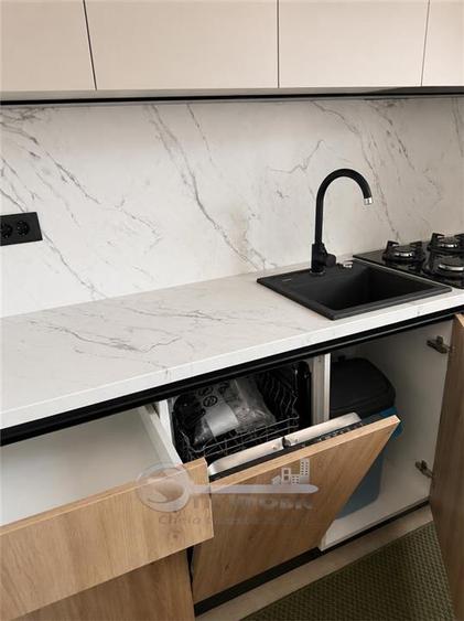 Apartament cu 2 camere decomandat în Galata
