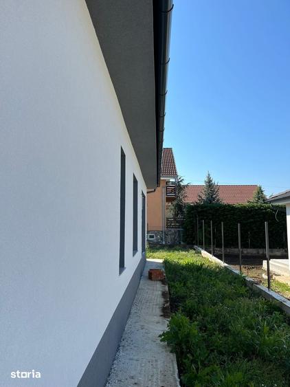Casă cu 4 camere cu Teren 408 Mp în Oncea