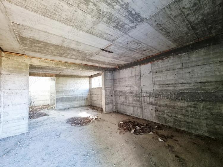 Casă cu 3 camere cu Teren 500 Mp în Central
