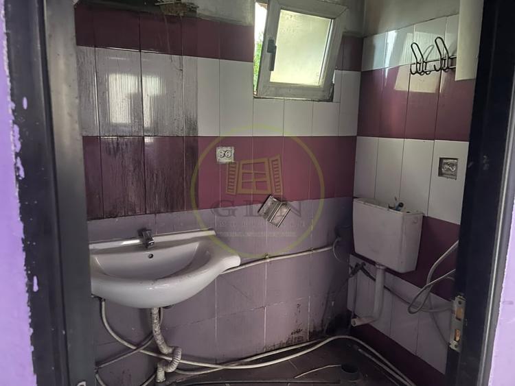 Casă individuală cu 3 camere cu Canalizare în Turnișor