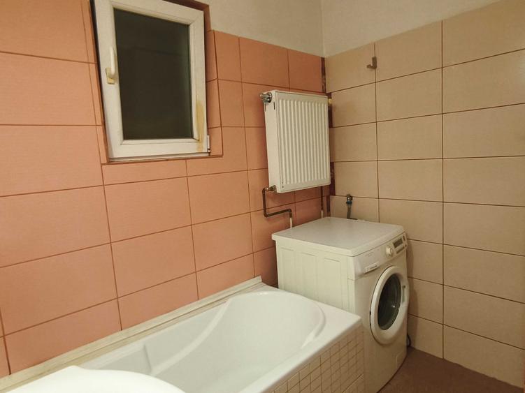Apartament cu 2 camere semidecomandat, mobilat în Complex Studențesc