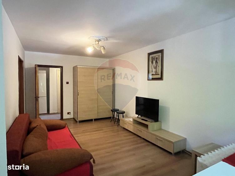 Apartament cu 2 camere decomandat în Alexandru Obregia