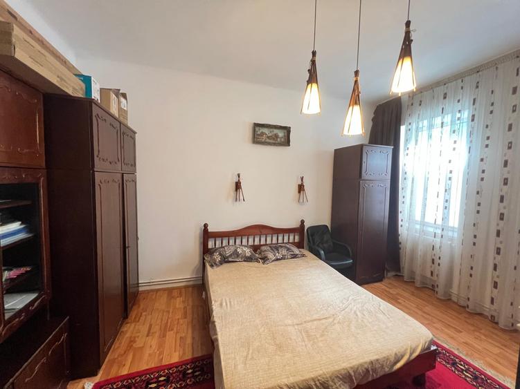 Apartament cu 2 camere decomandat, mobilat în Centrul Civic — fotografia 3