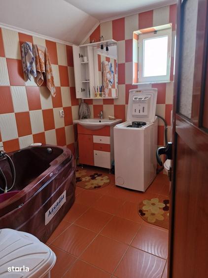 Casă cu 5 camere cu Teren 507 Mp în Găvana