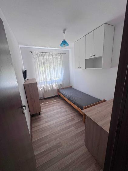 Apartament cu 3 camere semidecomandat în Iosefin