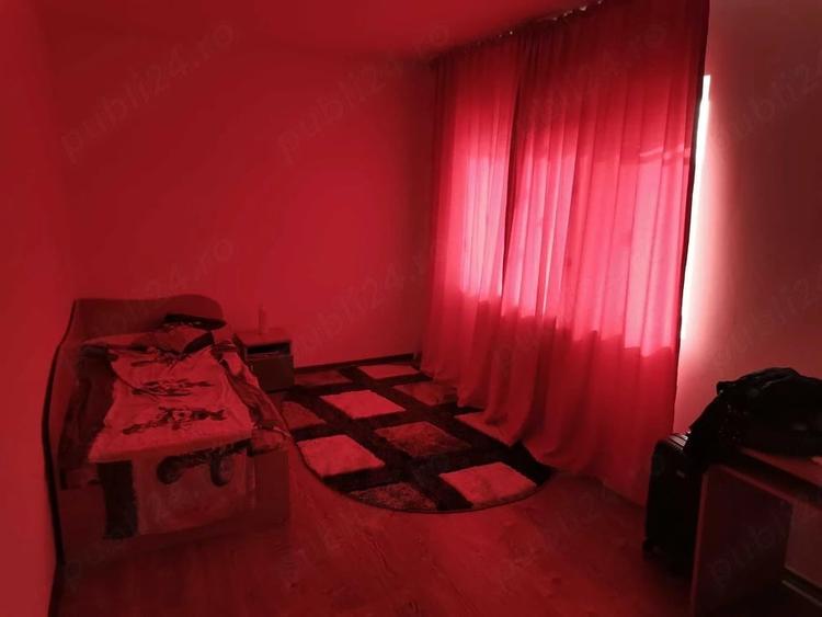 Apartament cu 3 camere decomandat în Șimian