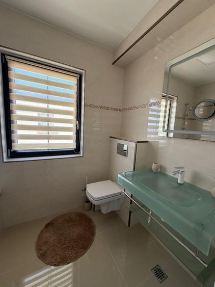 Duplex cu 4 camere cu Canalizare în Șura Mică