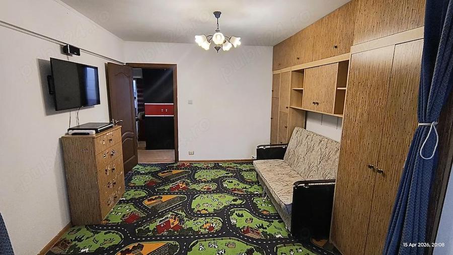 Apartament cu 3 camere decomandat în Nord