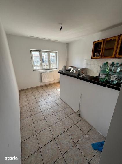 Casă cu 8 camere cu Teren 352 Mp în Ultracentral