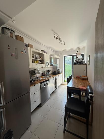 Apartament cu 2 camere semidecomandat, mobilat în Băneasa