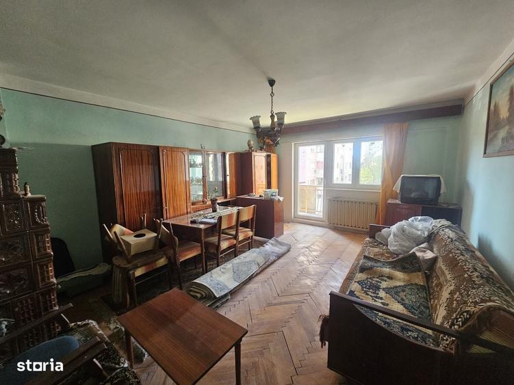 Apartament cu 2 camere decomandat în Carpați 2