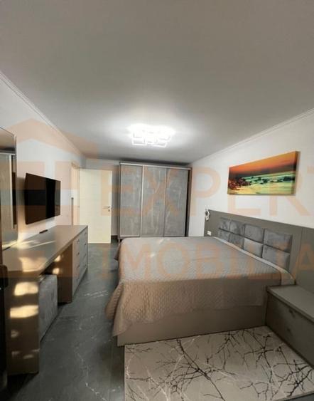 Apartament cu 2 camere decomandat, mobilat în Trocadero