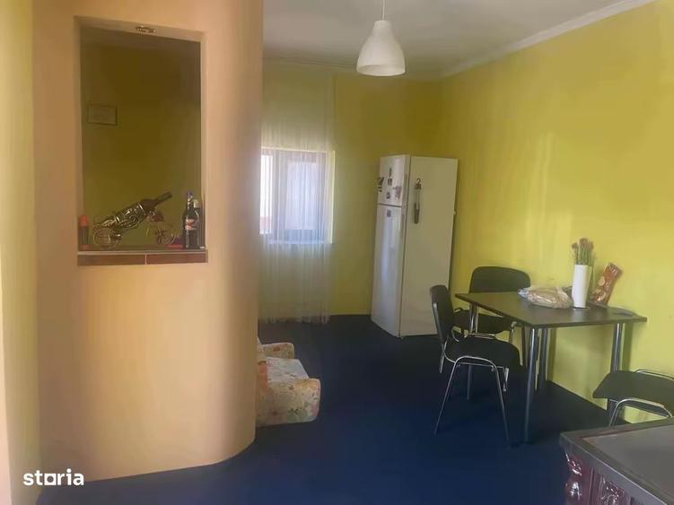 Casă cu 3 camere în Cadea