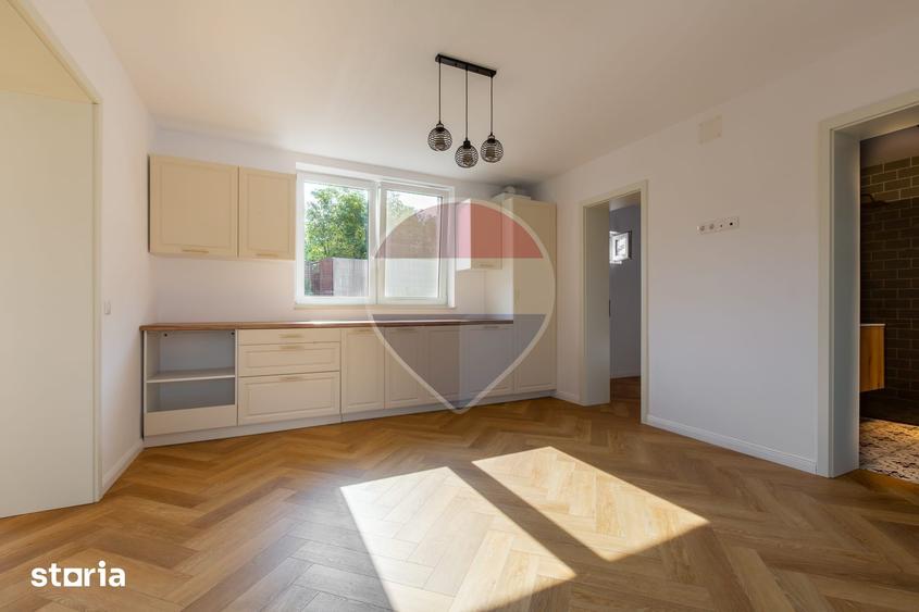 Casa renovata total cu 545 mp teren - Angarul de Sus - Medias - 19