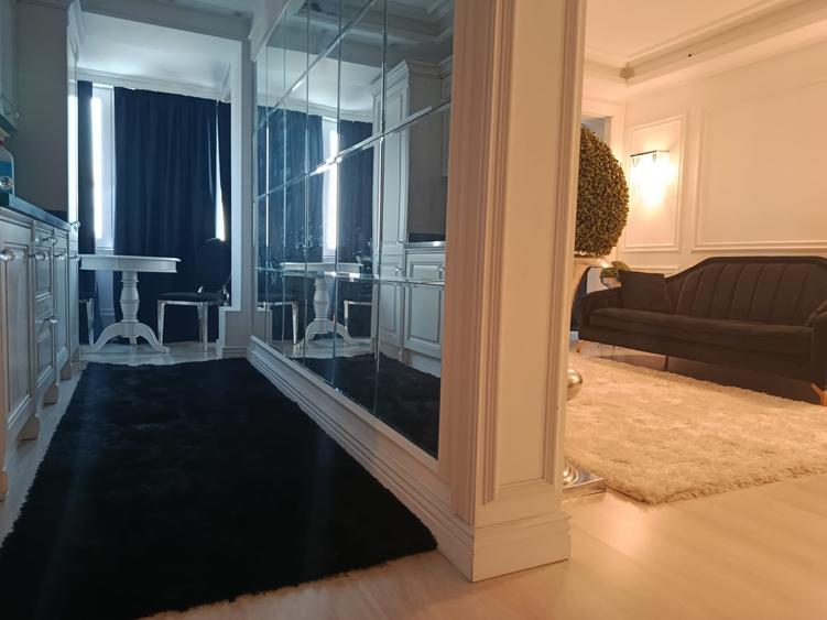 Apartament cu 2 camere semidecomandat în Cișmigiu