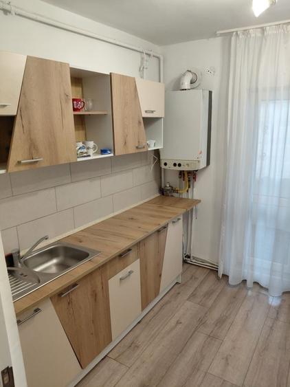 Apartament cu 2 camere decomandat în Cetate
