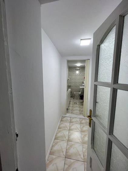 Casă cu 3 camere în Central