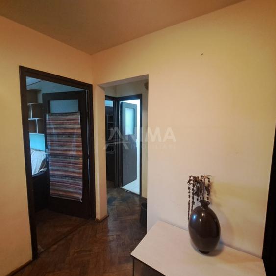 Apartament cu 4 camere, etaj 1, compartimentare decomandată, zonă excelentă - 4