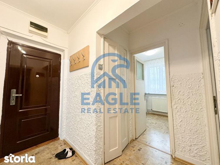 Apartament cu 2 camere decomandat, mobilat în Central