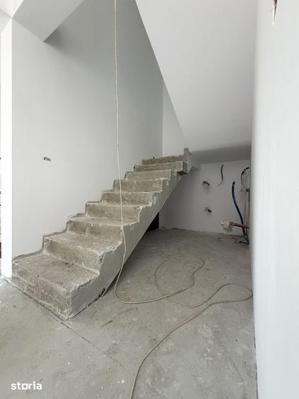 Casă cu 4 camere cu Teren 350 Mp în Mircea cel Bătrân