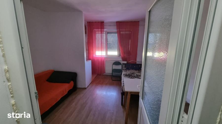 Apartament cu 4 camere în Vest
