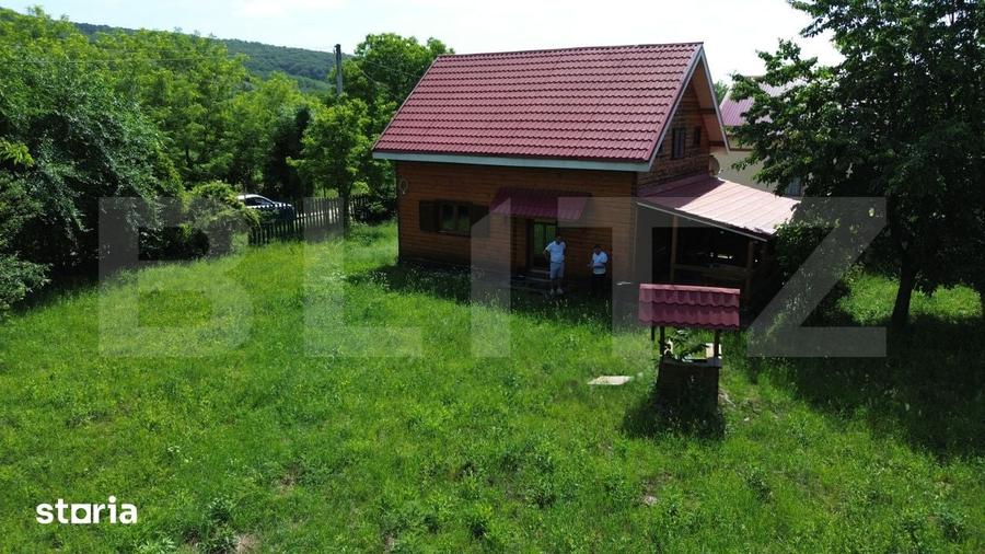 Casă cu 4 camere cu Teren 1000 Mp în Stremț