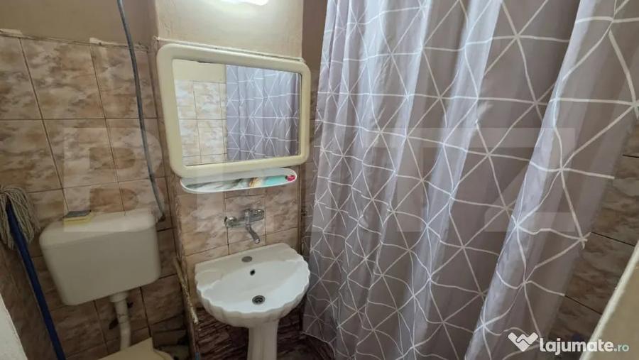 Apartament cu 2 camere decomandat în Micro 14