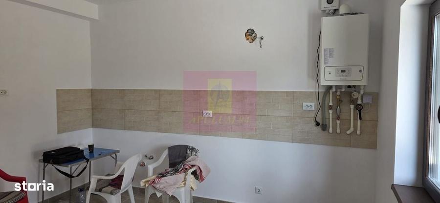 Vila cu 4 camere de vanzare in Brebu - 13