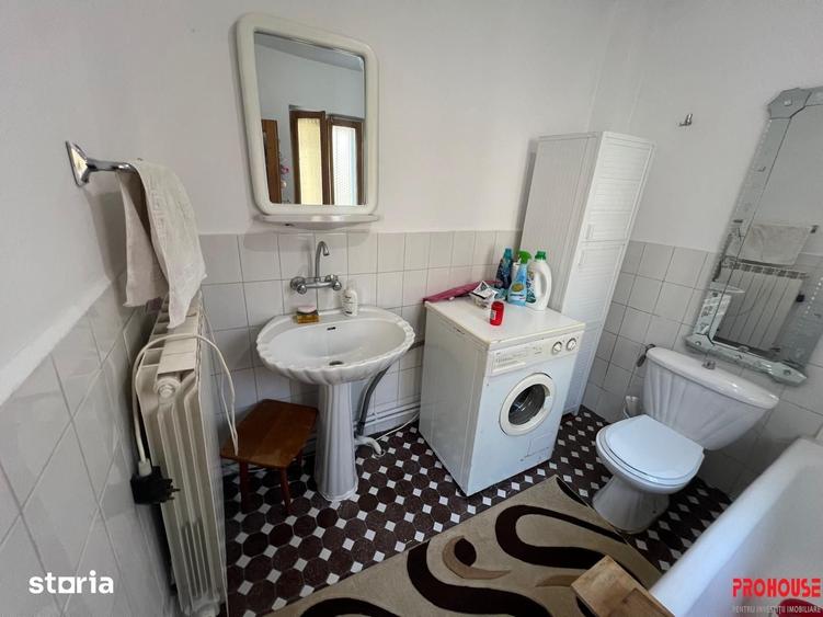 Casă cu 2 camere cu Teren 244 Mp în Bistrița Lac