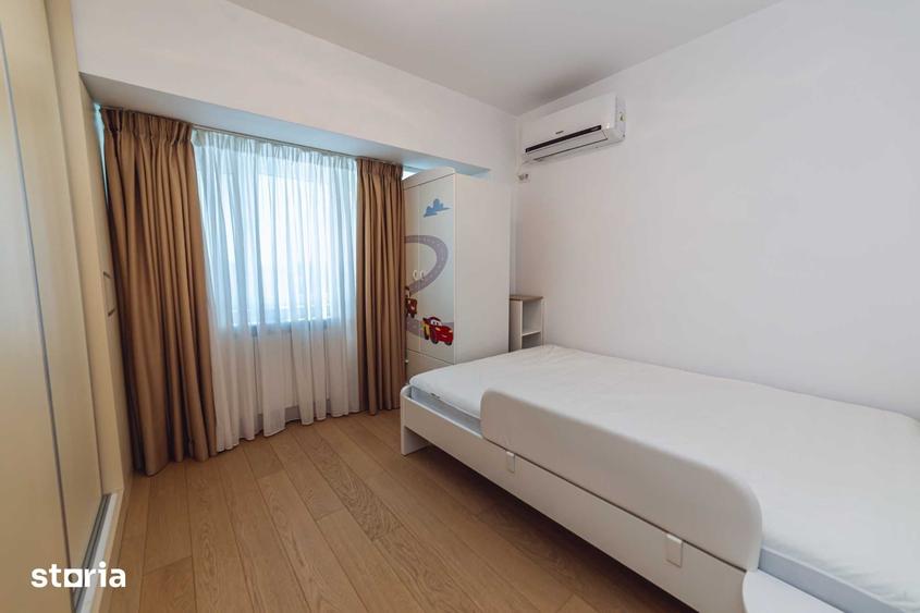 Apartament cu 4 camere în Centrul Civic