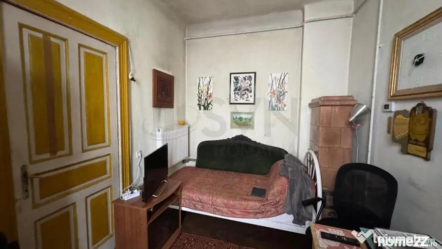 Apartament cu 6 camere decomandat în Ștefan cel Mare