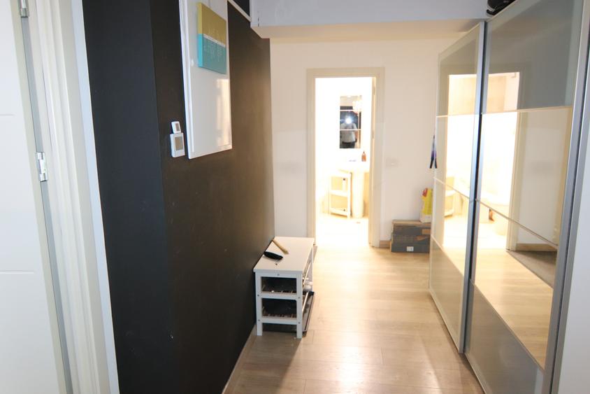 Apartament cu 3 camere decomandat în Tătărași