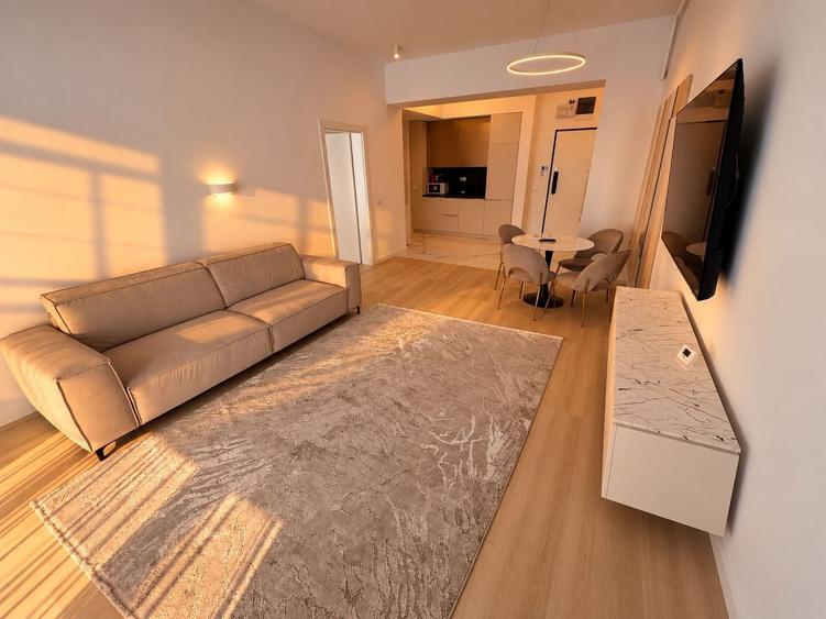 Apartament cu 2 camere decomandat în Central