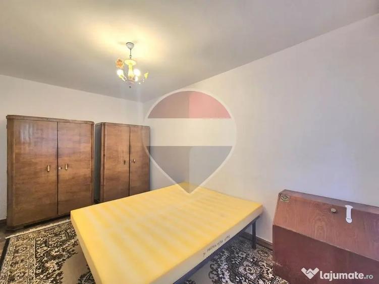Apartament cu 2 camere semidecomandat în Podgoria