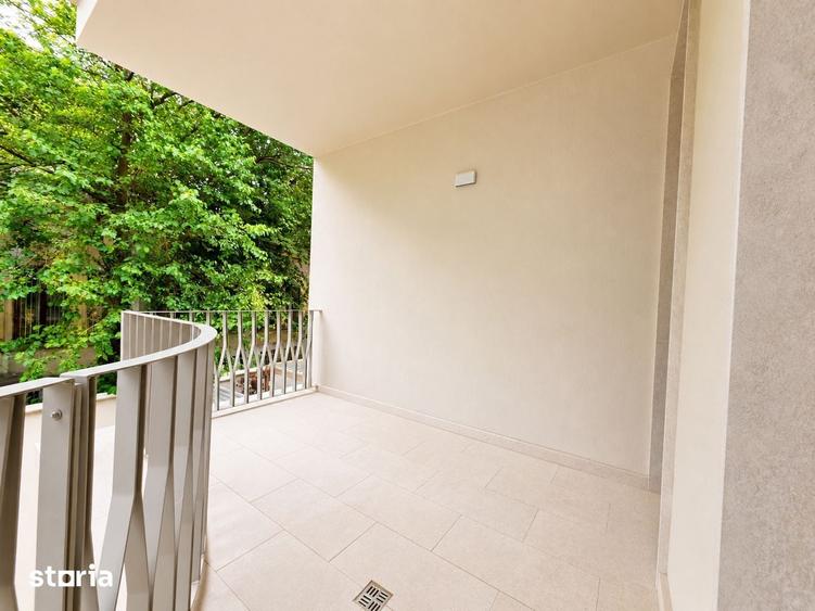 Apartament cu 4 camere în Universitate
