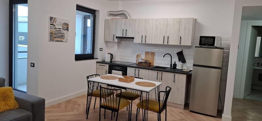 Apartament cu 2 camere decomandat în Pipera