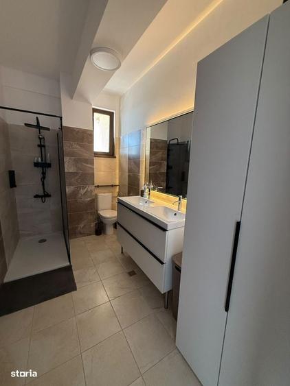 Apartament cu 3 camere în Metalurgiei