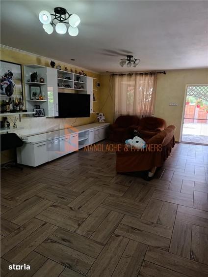 Casă cu 4 camere decomandat cu Teren 546 Mp în Merei
