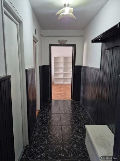 Apartament cu 2 camere decomandat în Lenin