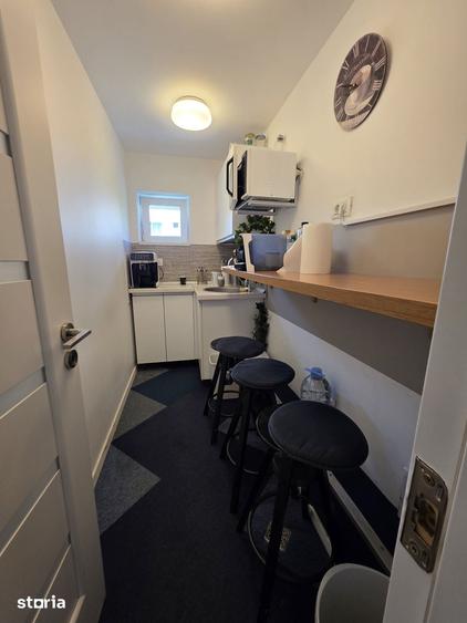 Apartament cu 3 camere în Centrul Civic