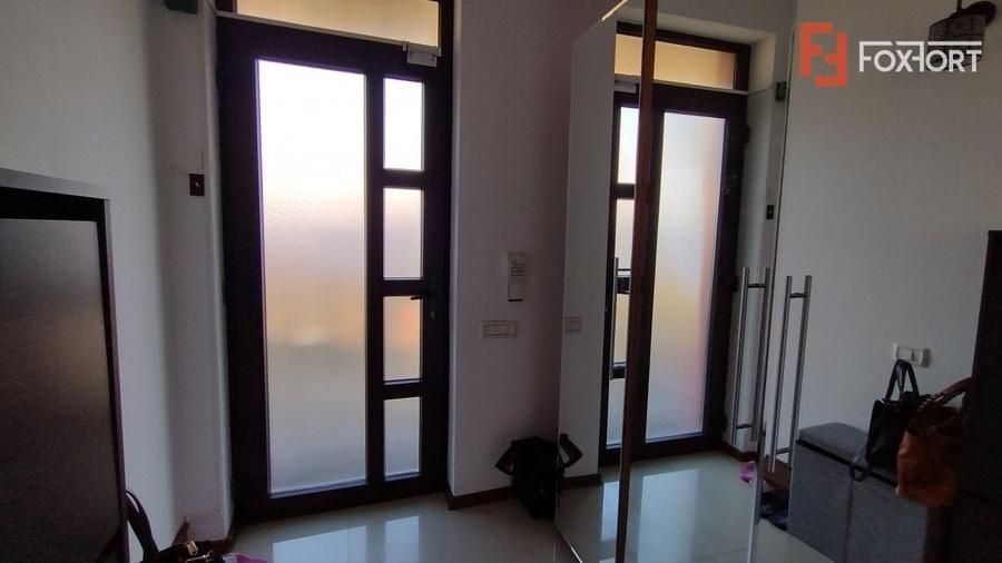 Duplex cu 5 camere cu Canalizare în Simion Bărnuțiu