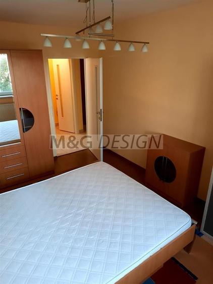 Apartament cu 3 camere decomandat, mobilat în Iosefin