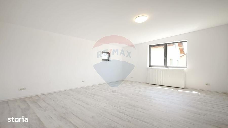 Spațiu comercial, de 320 mp, în Hărmanului